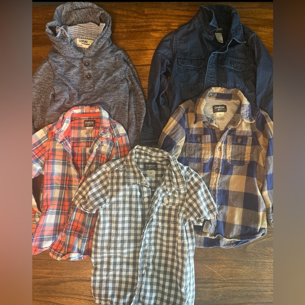 5 Oshkosh Boys Size 4t Sweater, 3 Longsleeved Buttonup & 1 Shortsleeved Buttonup
